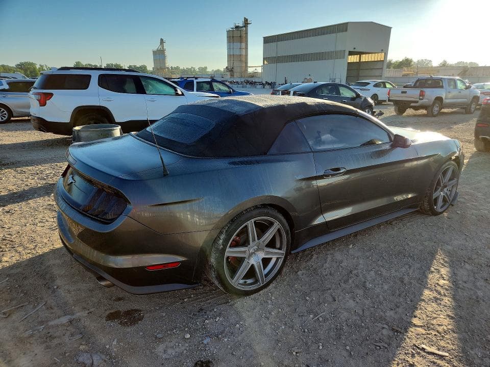 2018 FORD MUSTANG 3