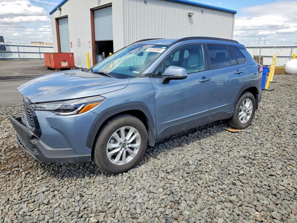 2023 TOYOTA COROLLA CROSS LE