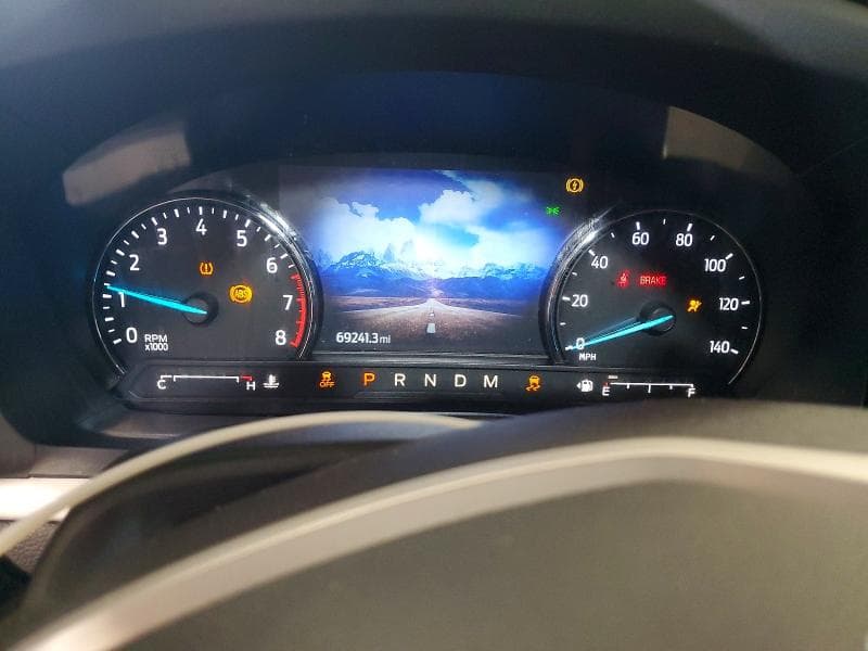 2020 FORD EXPLORER XLT 9