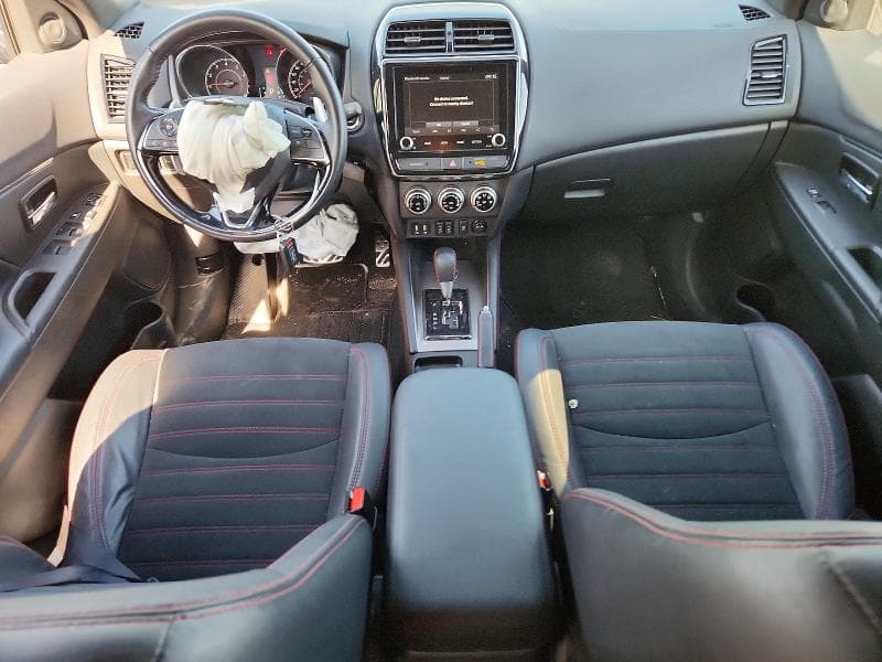 2023 MITSUBISHI RVR SE 8