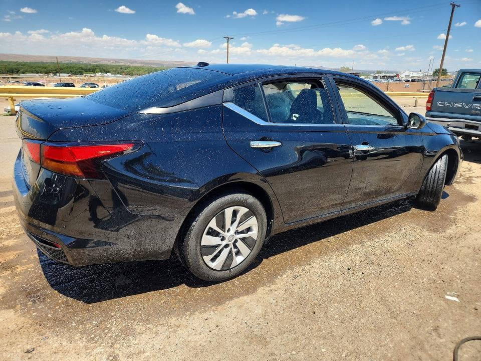 2025 NISSAN ALTIMA S 3