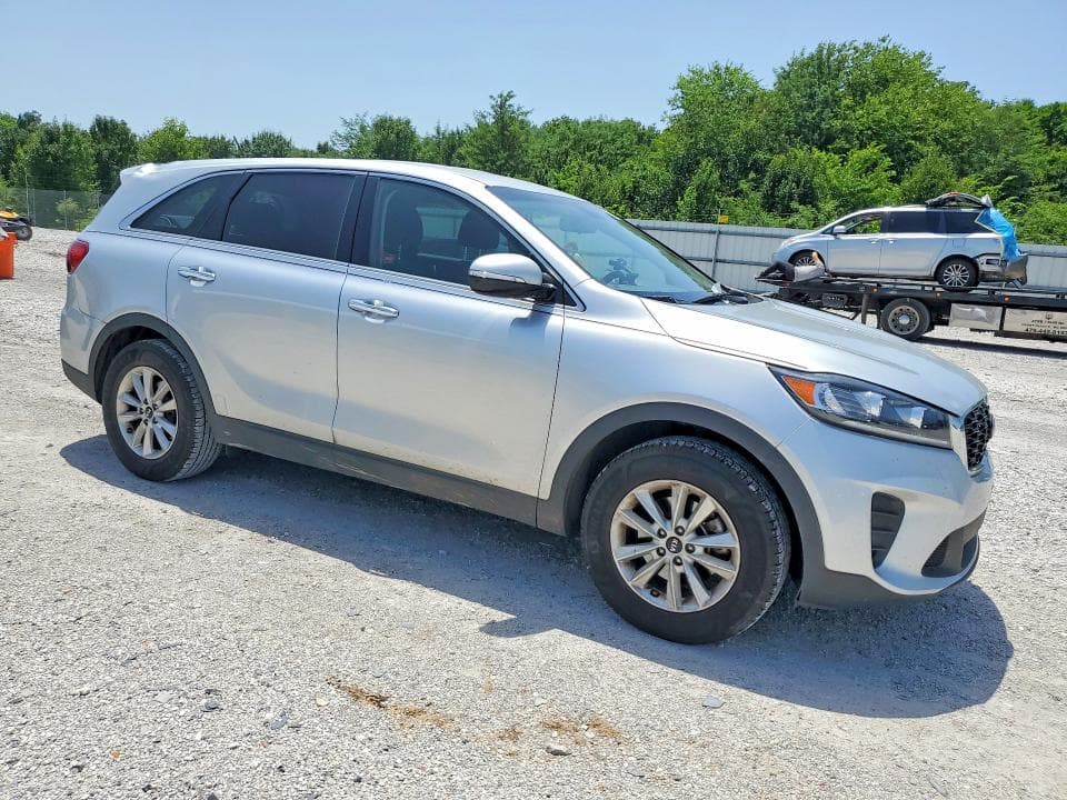 2019 KIA SORENTO L 4