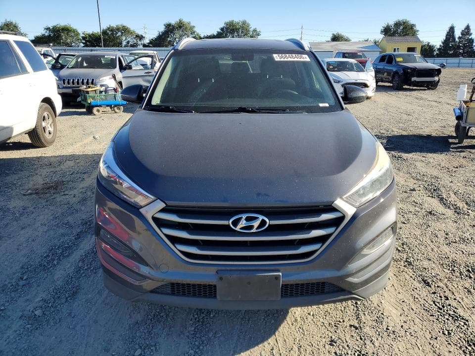 2017 HYUNDAI TUCSON SE 5