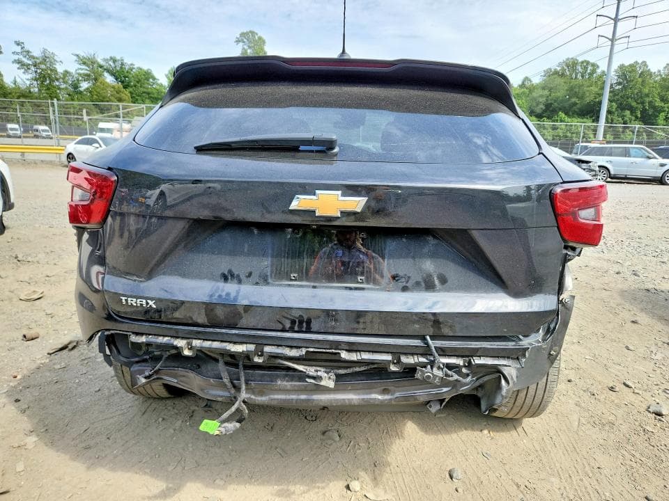 2024 CHEVROLET TRAX LS 6