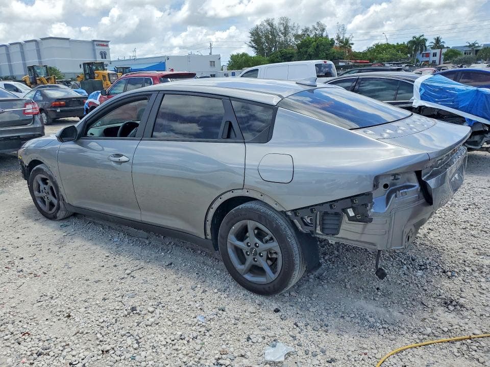 2025 KIA K4 LXS 2