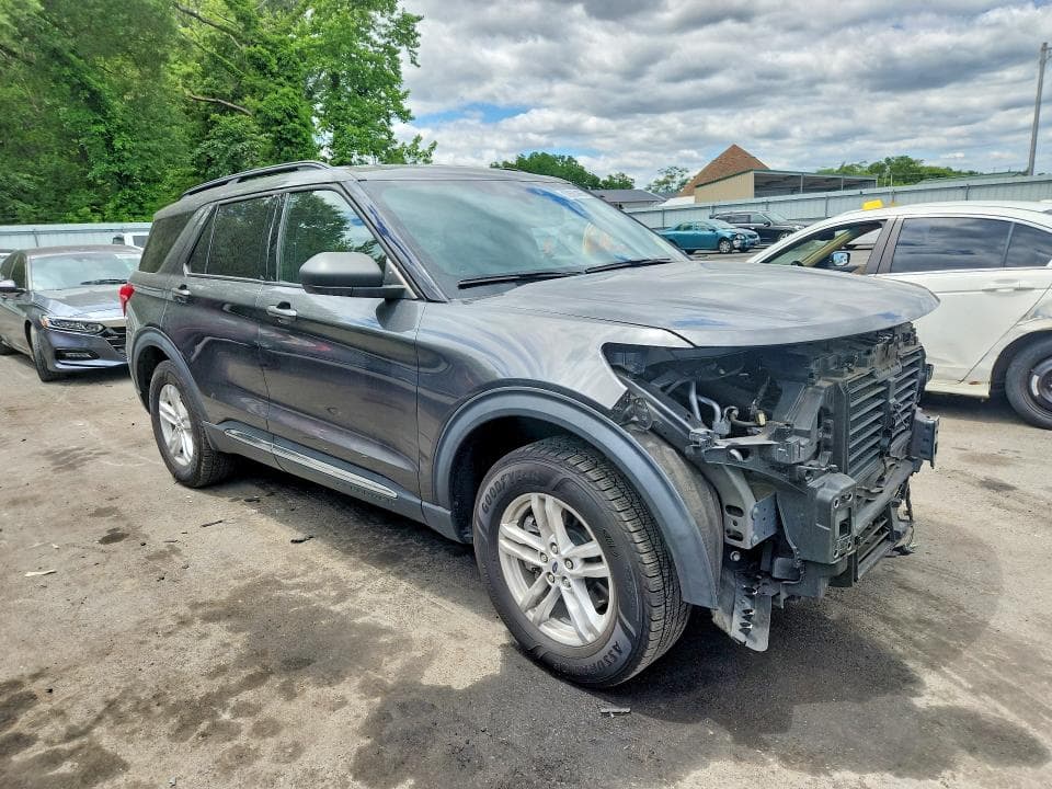 2020 FORD EXPLORER XLT 4