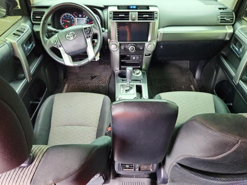 2018 TOYOTA 4RUNNER SR5 8