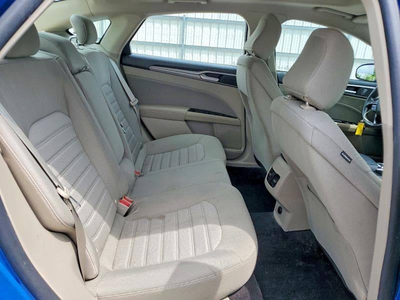 2020 FORD FUSION SE 10