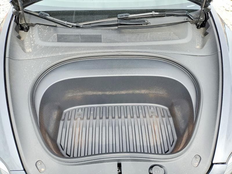 2025 TESLA MODEL 3 12