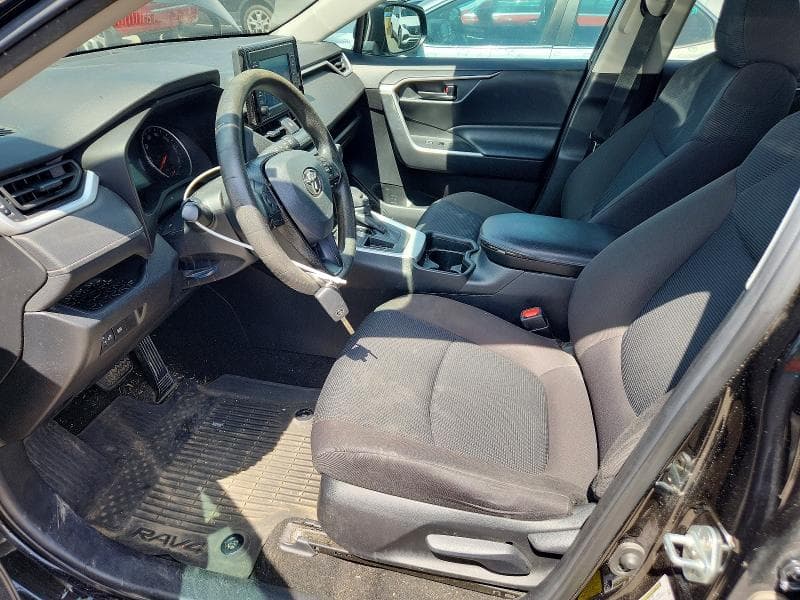 2021 TOYOTA RAV4 LE 7