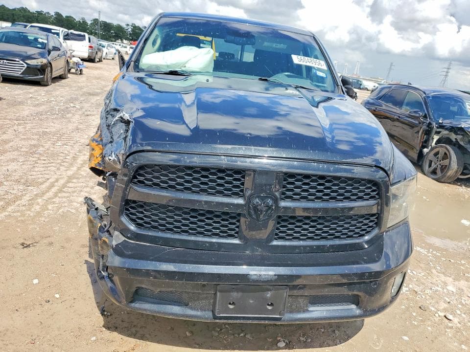 2018 RAM 1500 SLT 5
