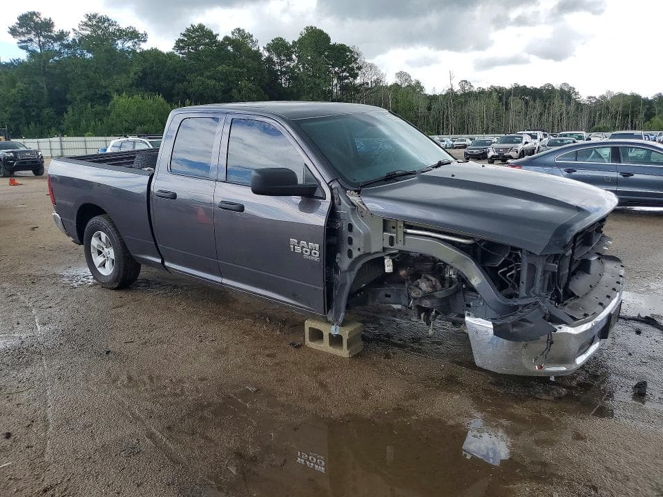 2024 RAM 1500 CLASSIC SLT 4