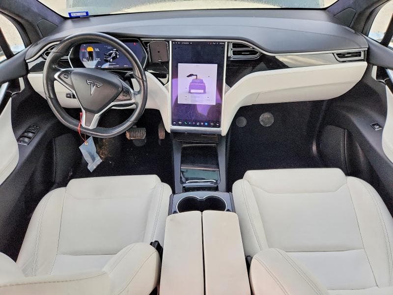 2018 TESLA MODEL X 8