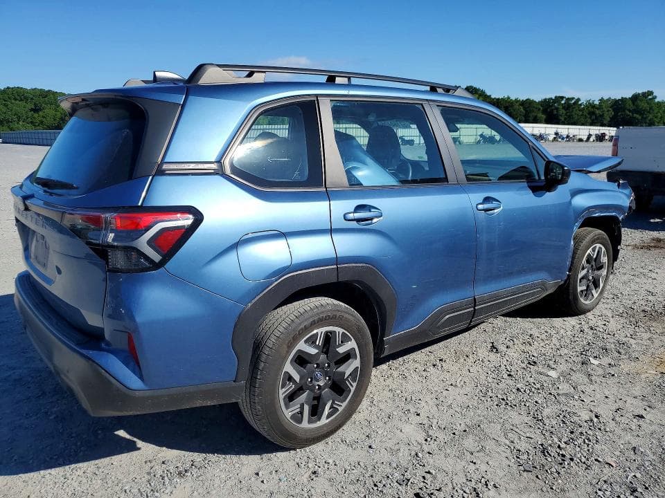 2025 SUBARU FORESTER 3