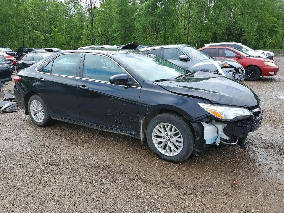 2017 TOYOTA CAMRY LE 4