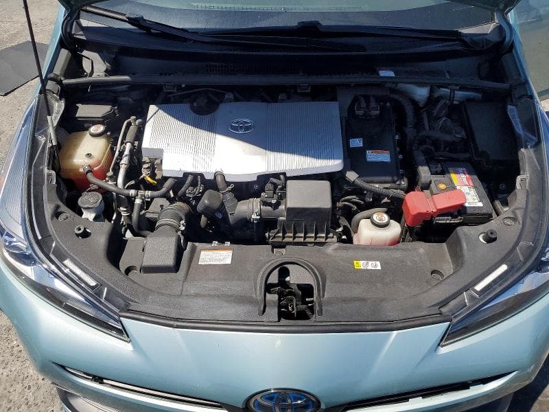2020 TOYOTA PRIUS LE 11