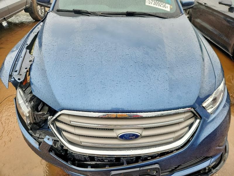 2018 FORD TAURUS SEL 11