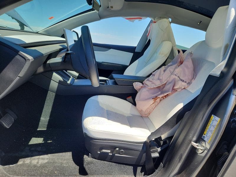 2026 TESLA MODEL Y 7