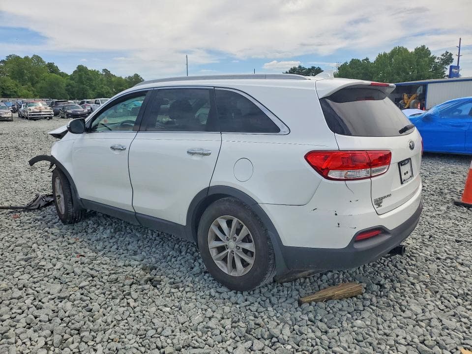 2018 KIA SORENTO LX 2
