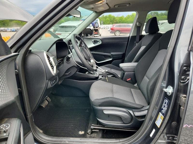 2024 KIA SOUL LX 7