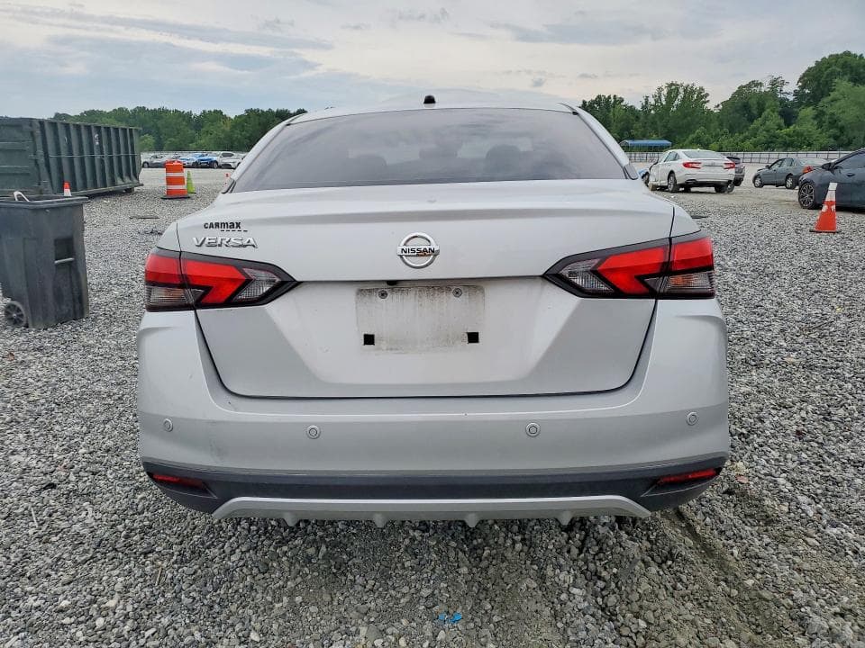 2021 NISSAN VERSA S 6