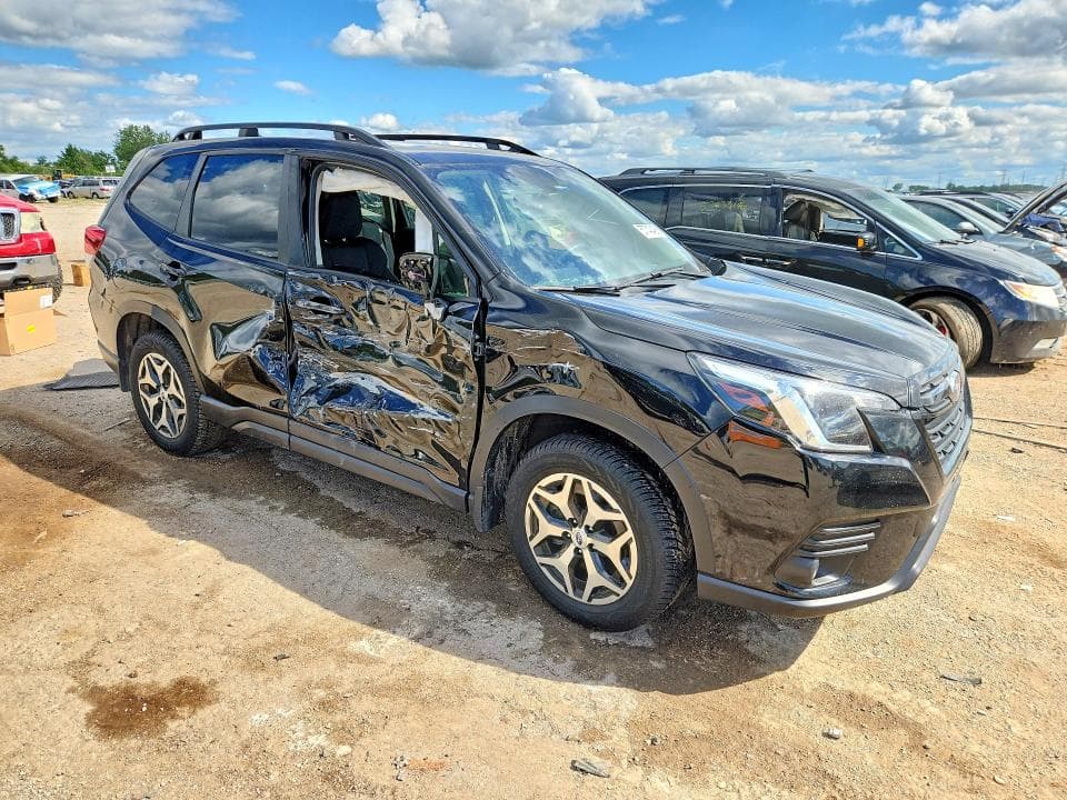 2023 SUBARU FORESTER PREMIUM 4