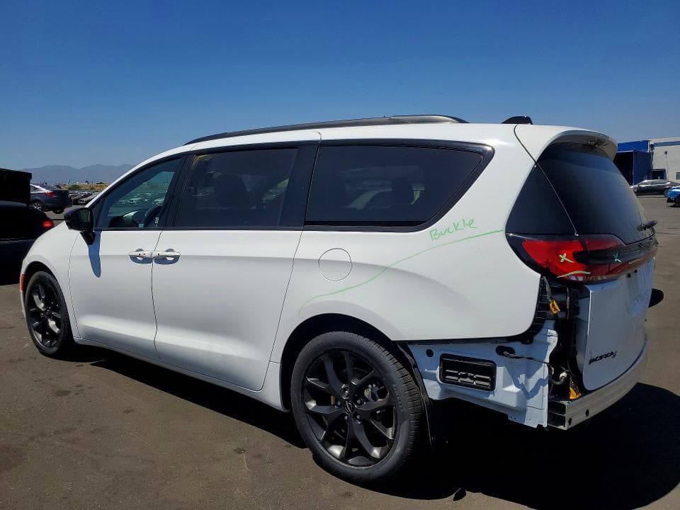 2023 CHRYSLER PACIFICA LIMITED 2
