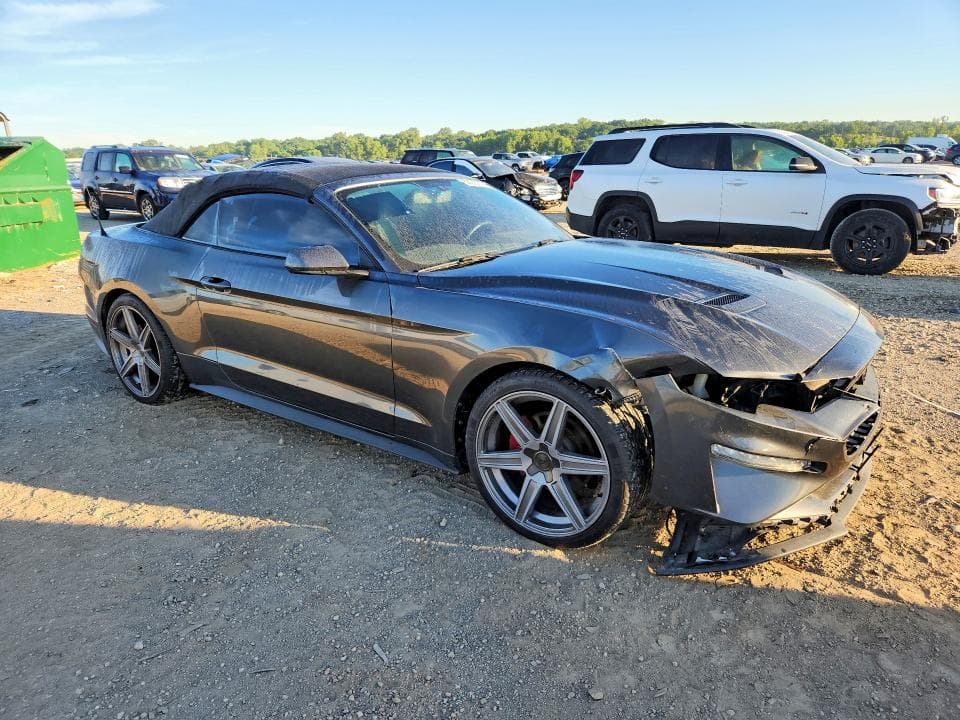 2018 FORD MUSTANG 4