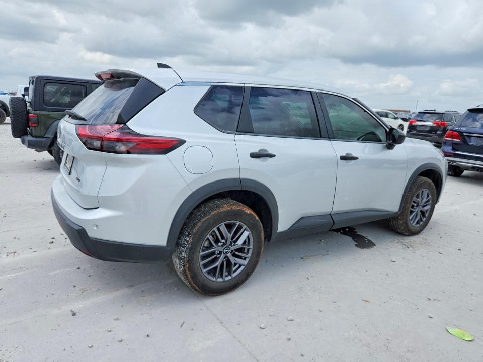 2024 NISSAN ROGUE S 3
