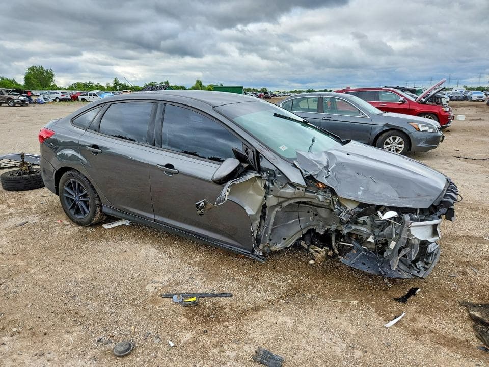 2018 FORD FOCUS SE 4