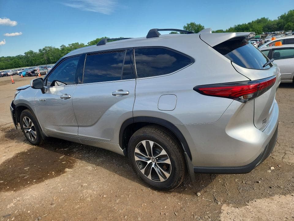2021 TOYOTA HIGHLANDER HYBRID XLE 2