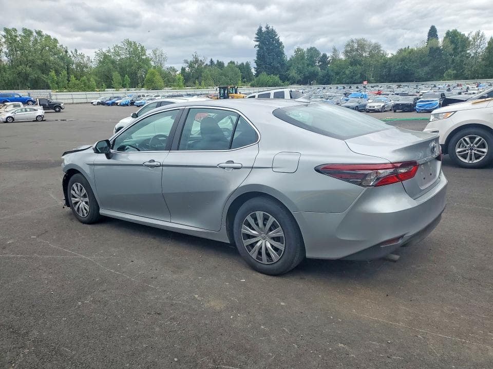 2022 TOYOTA CAMRY LE 2