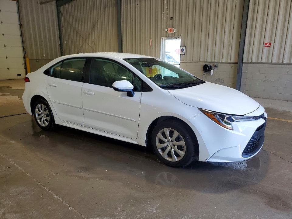 2026 TOYOTA COROLLA LE 4