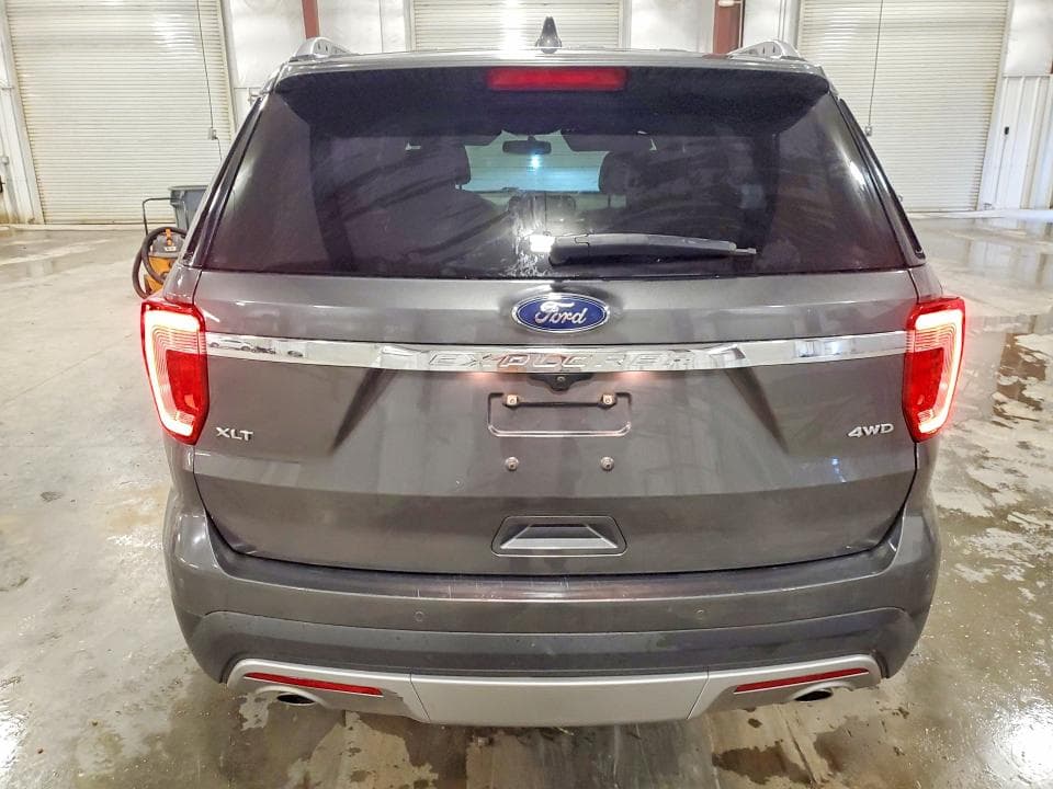 2017 FORD EXPLORER XLT 6