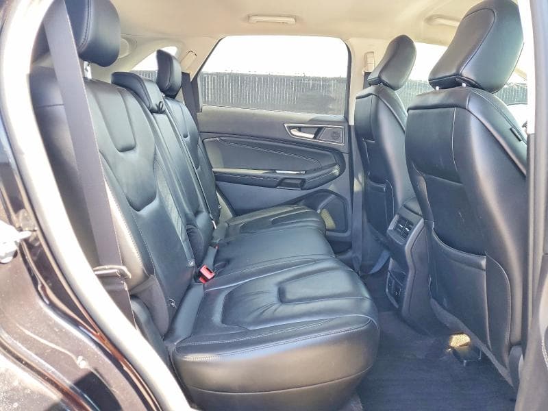 2020 FORD EDGE TITANIUM 11
