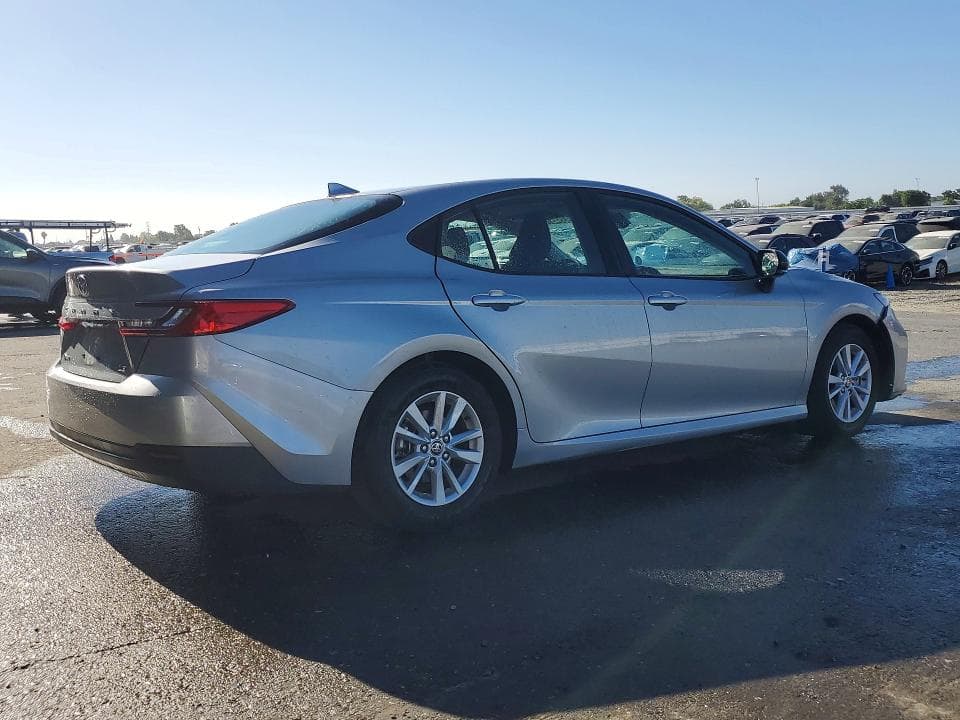 2025 TOYOTA CAMRY LE 3