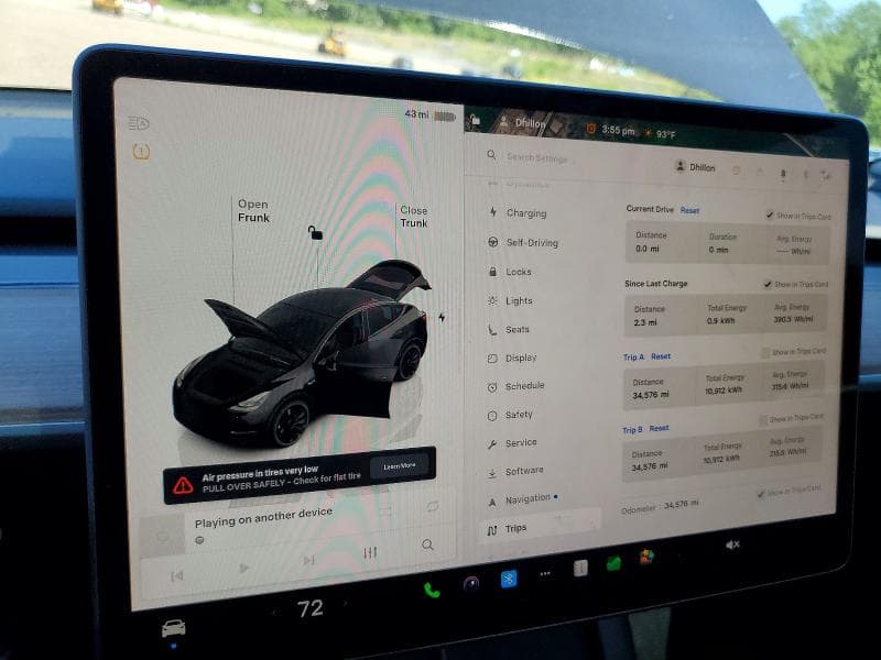 2023 TESLA MODEL Y 9