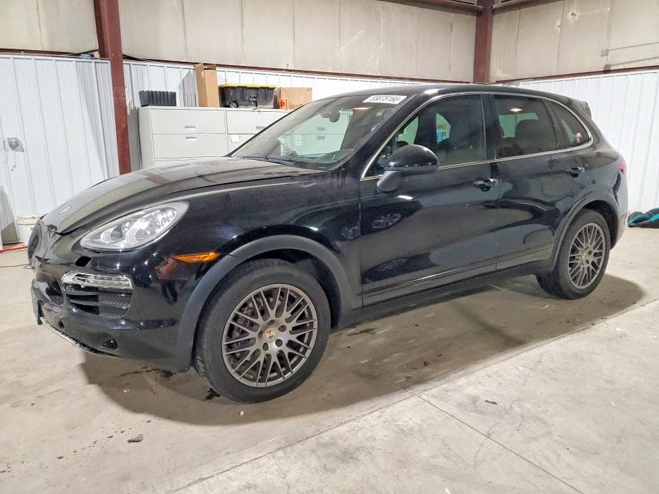 2011 PORSCHE CAYENNE - 1