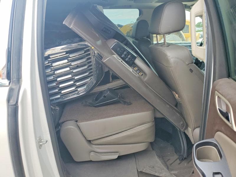 2018 GMC YUKON XL DENALI 11
