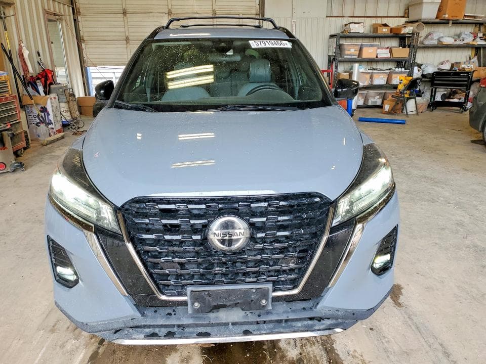 2021 NISSAN KICKS SR 5