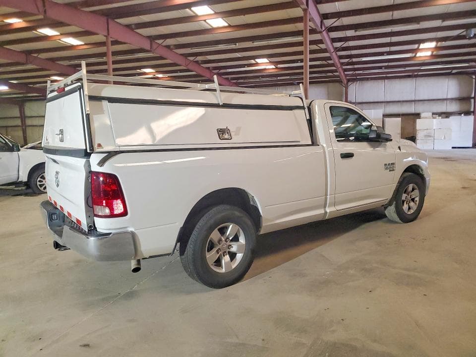 2023 RAM 1500 CLASSIC TRADESMAN 3
