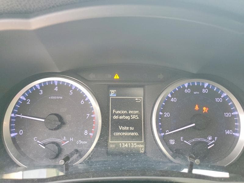 2018 TOYOTA HIGHLANDER LE 9