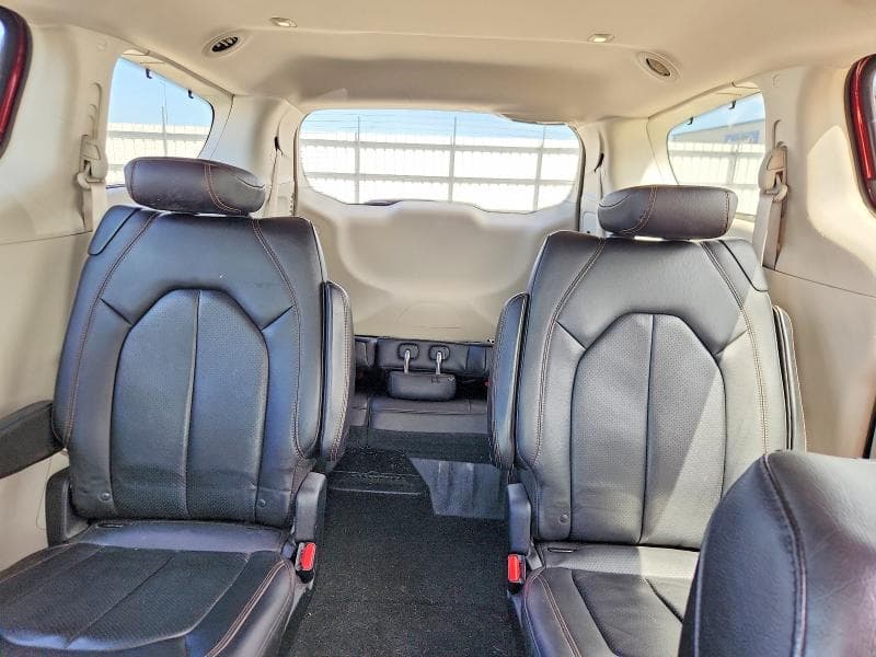 2018 CHRYSLER PACIFICA TOURING L 10