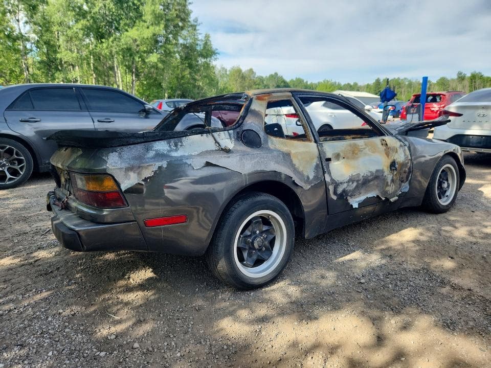 1984 PORSCHE 944 3