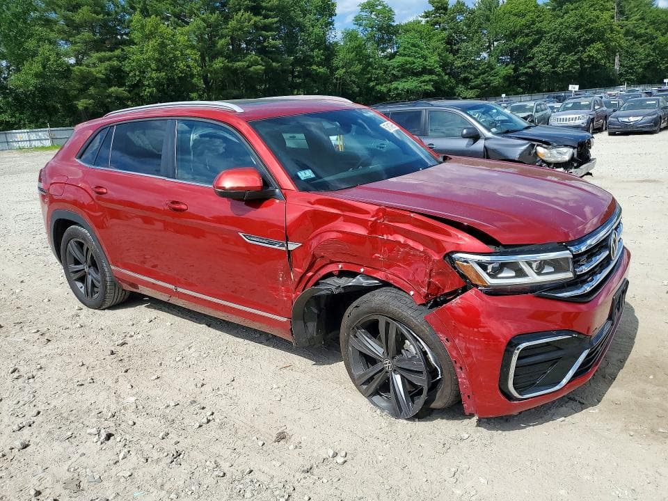 2021 VOLKSWAGEN ATLAS CROSS SPORT SE 4