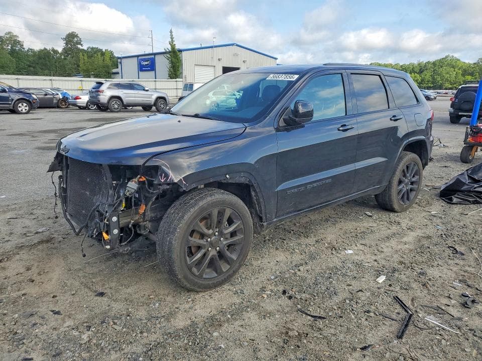 2019 JEEP GRAND CHEROKEE LAREDO - 1