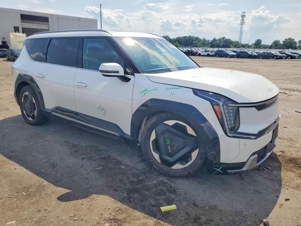 2024 KIA EV9 LAND 4