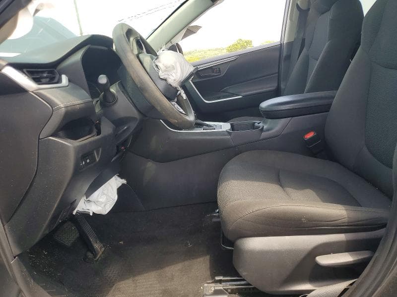 2023 TOYOTA RAV4 LE 7