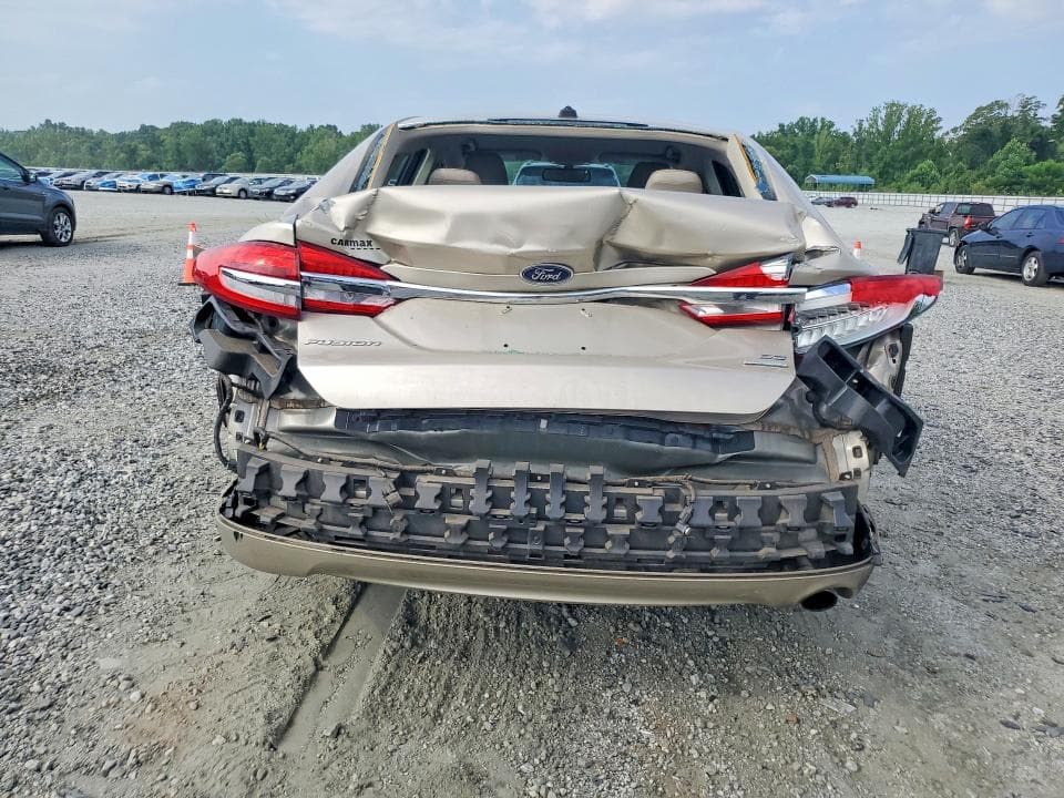 2017 FORD FUSION SE 6