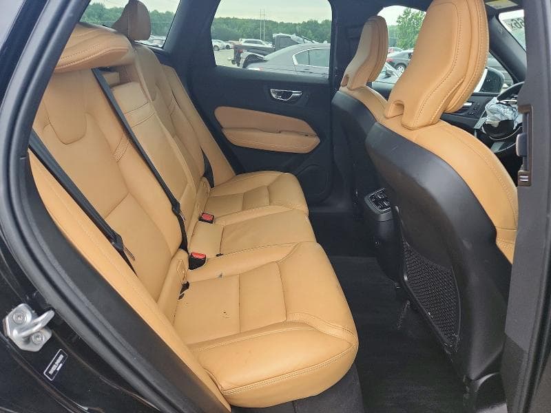 2021 VOLVO XC60 T5 INSCRIPTION 11